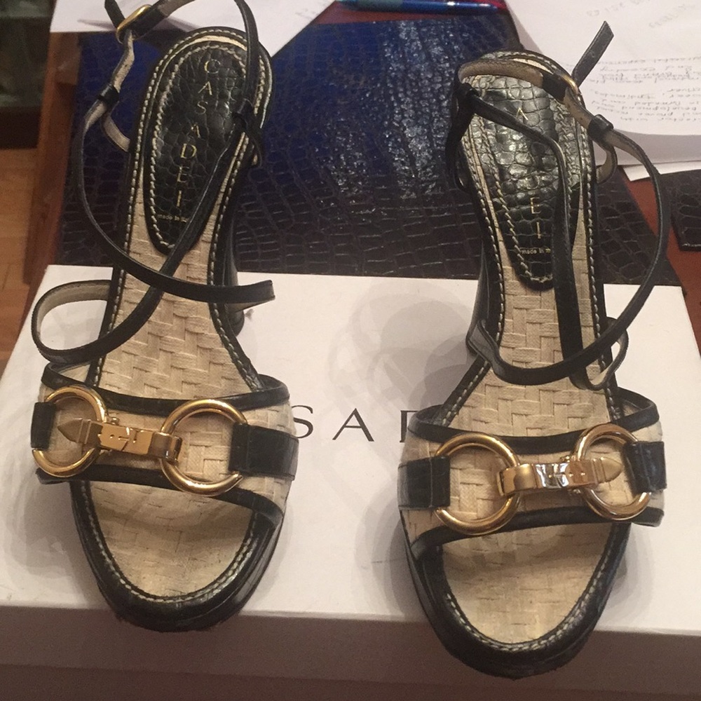 Cascadei Sandals with gold Buckle